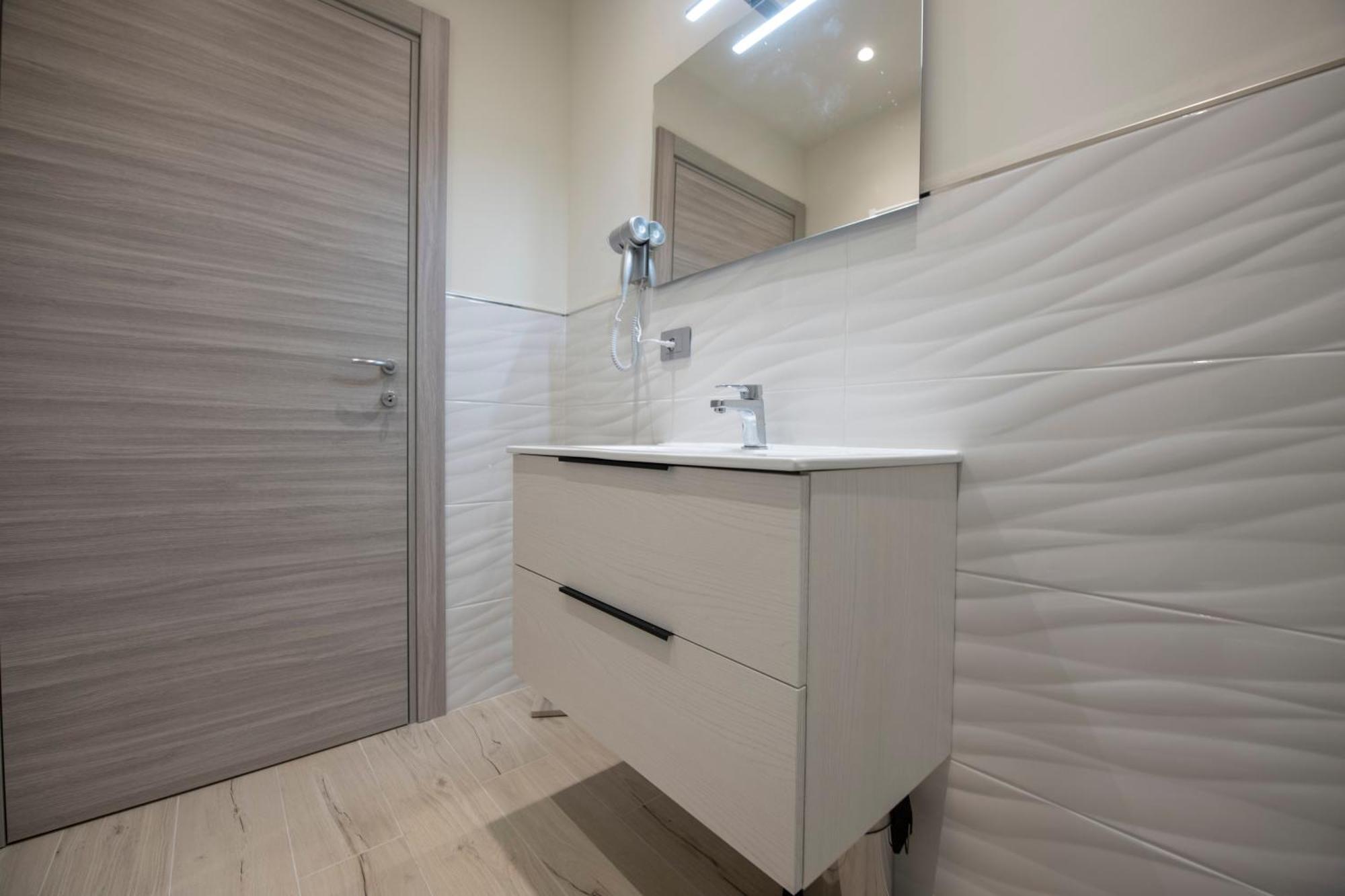 243B - Appartamento Mignon - Sara Home Chiavari, 200Metri Dal Mare מראה חיצוני תמונה